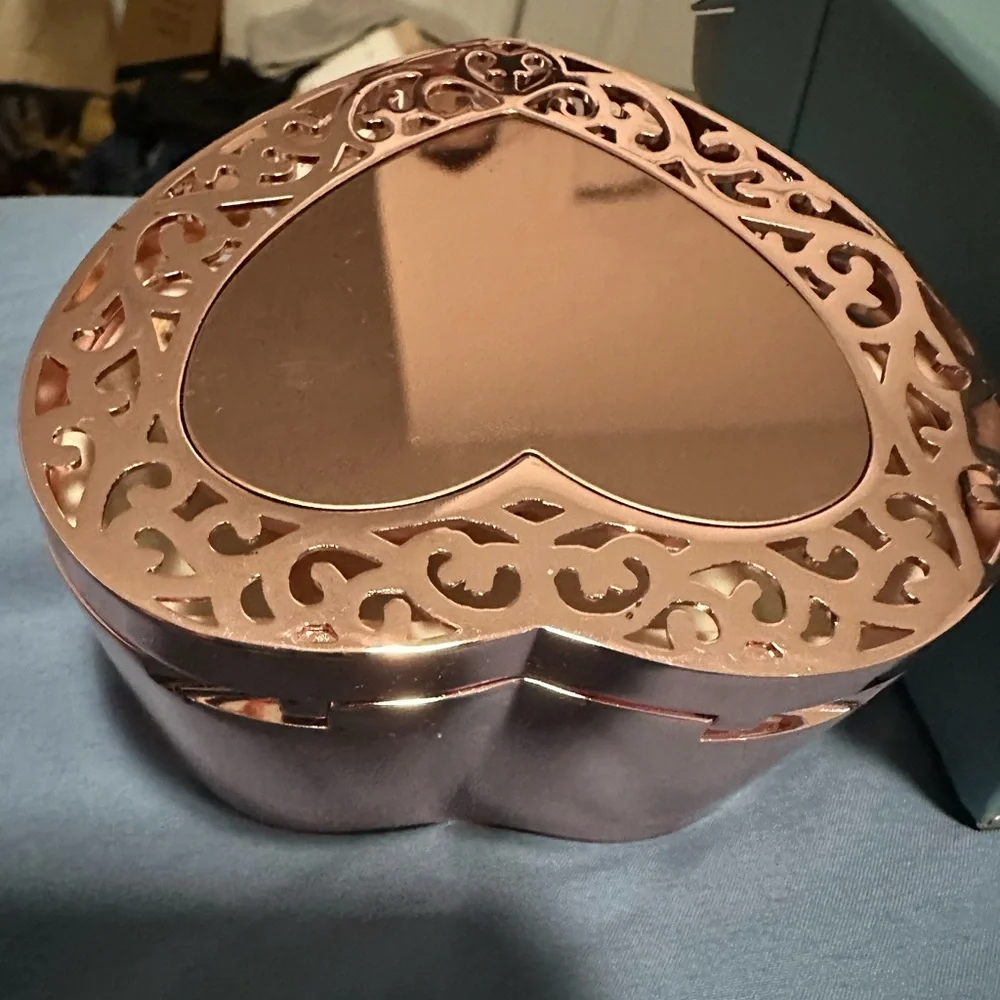 Things Remember Heart-Shaped Rose Gold Jewelry Box